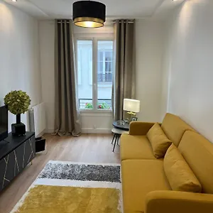  Appartamento Charming Parisian Francia